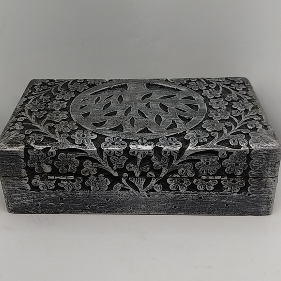 Wodden Box With Tree - Picture 4 of 7